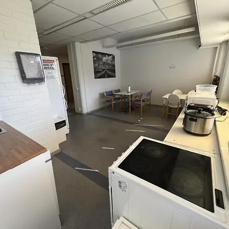 Office House Services 066 Albergue